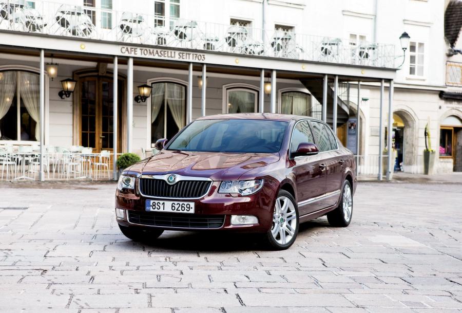  Skoda Superb 2008 года  (фото 70 из 131)
